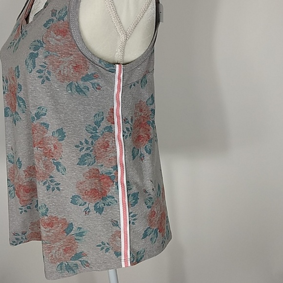 Brand New wirh tag floral sleeveless tops - Picture 3 of 8